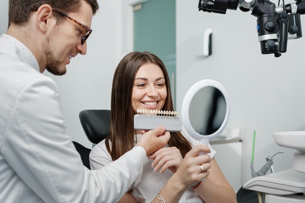 How Cosmetic Dentistry Can Address Stained Teeth