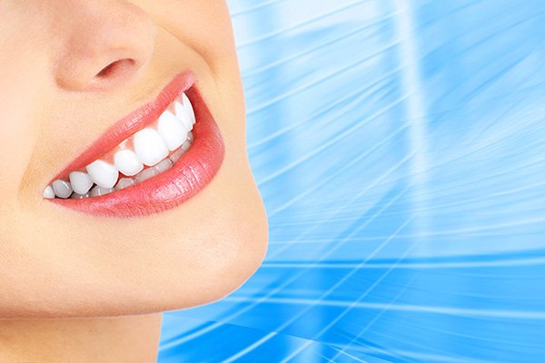 What Is The Difference Between Teeth Whitening And Teeth Bleaching?